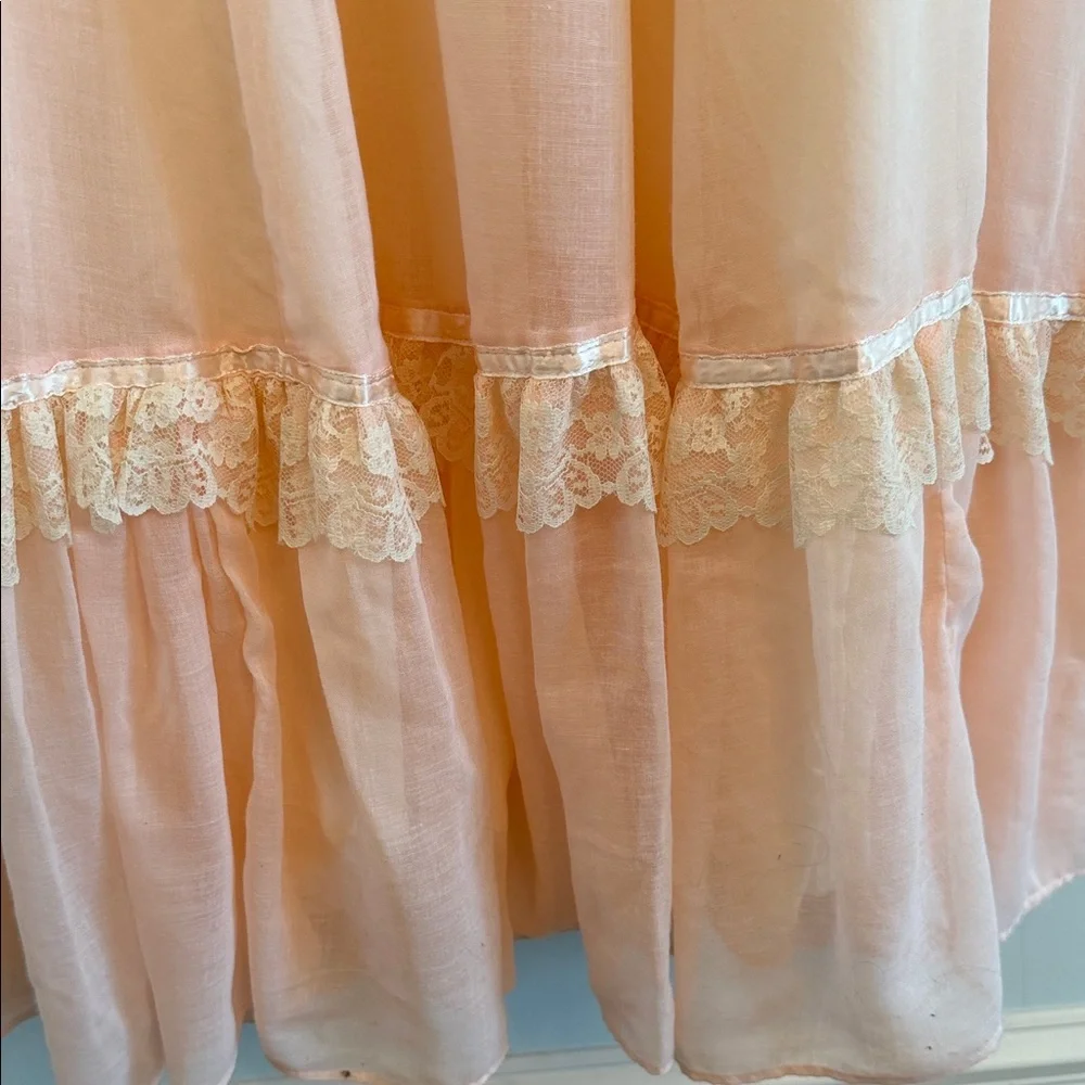 Gunne Sax Peach and Cream Lace Dress - Picture 6 of 10